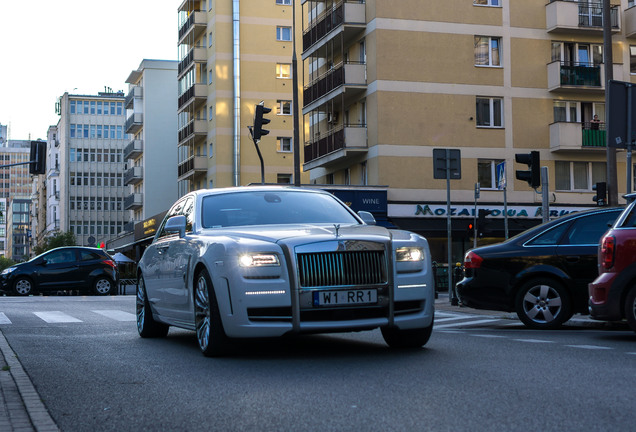 Rolls-Royce Mansory White Ghost EWB Limited