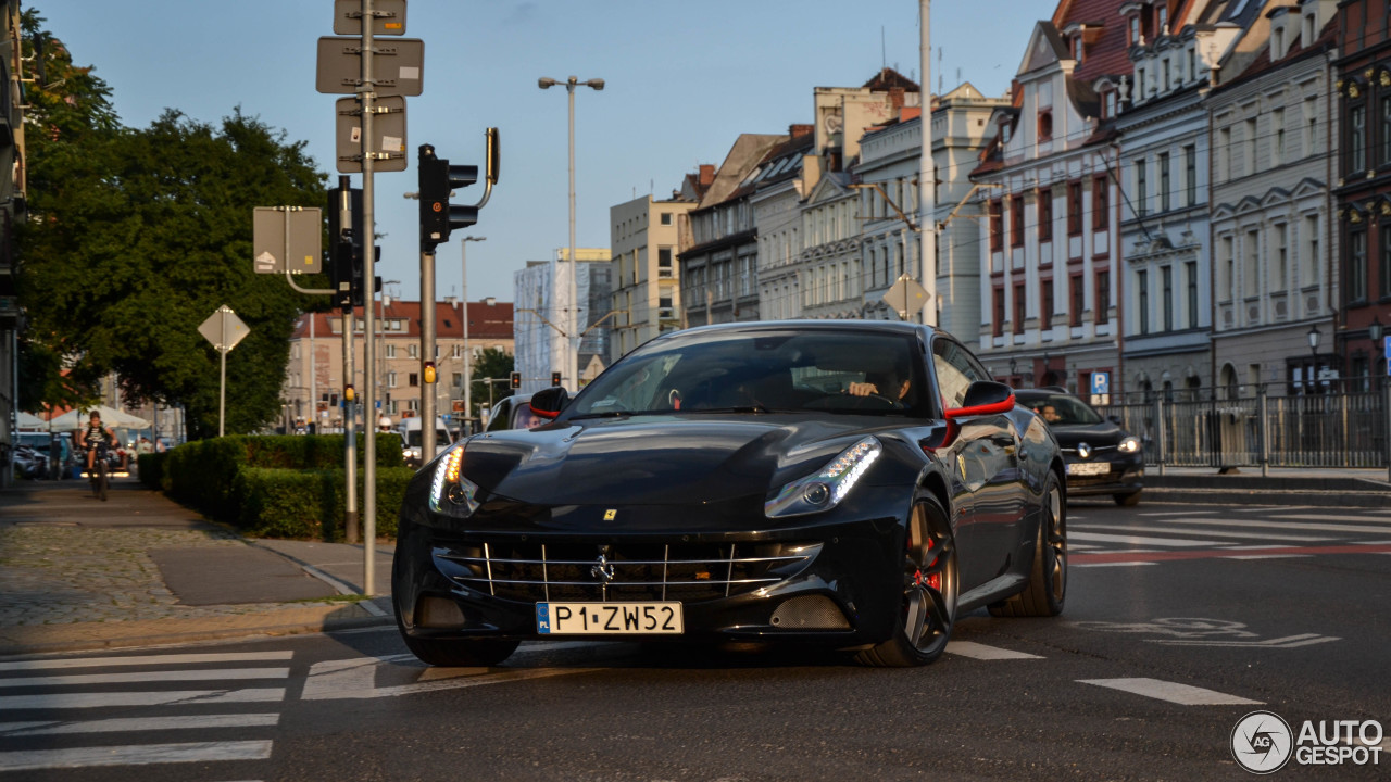 Ferrari FF