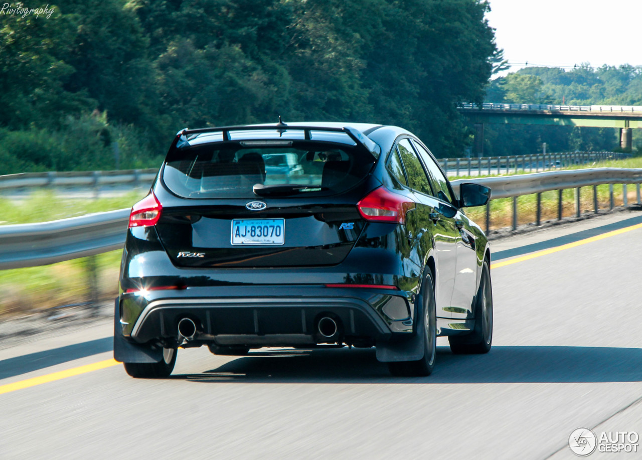 Ford Focus RS 2015