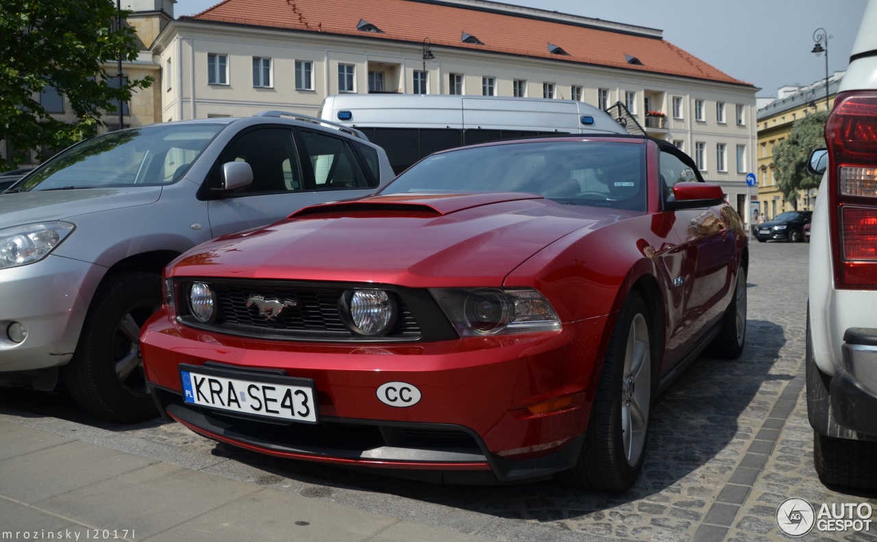 Ford Mustang GT Convertible 2011