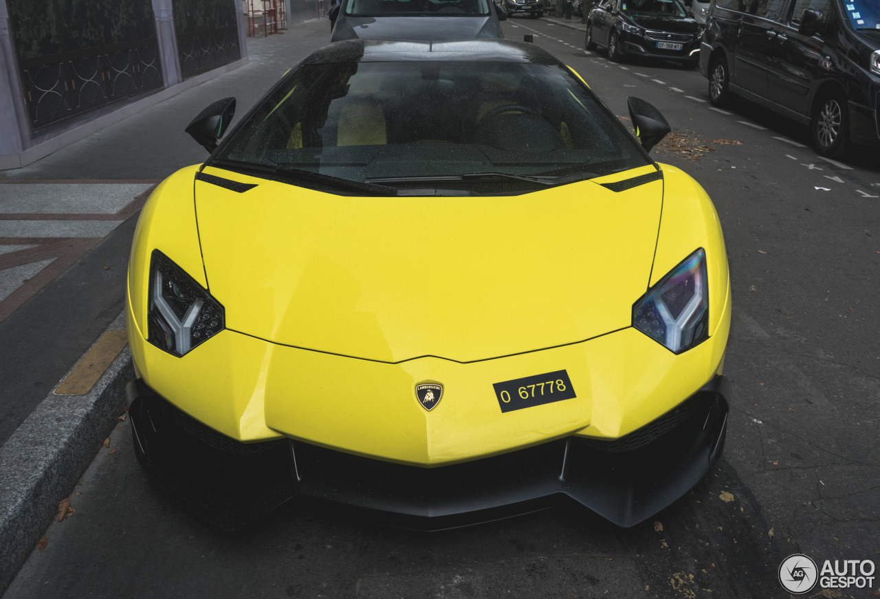 Lamborghini Aventador LP720-4 Roadster 50° Anniversario