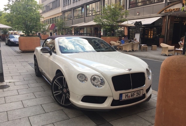 Bentley Continental GTC V8