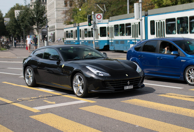 Ferrari GTC4Lusso