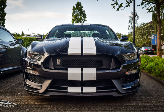 Ford Mustang Shelby GT350 2015