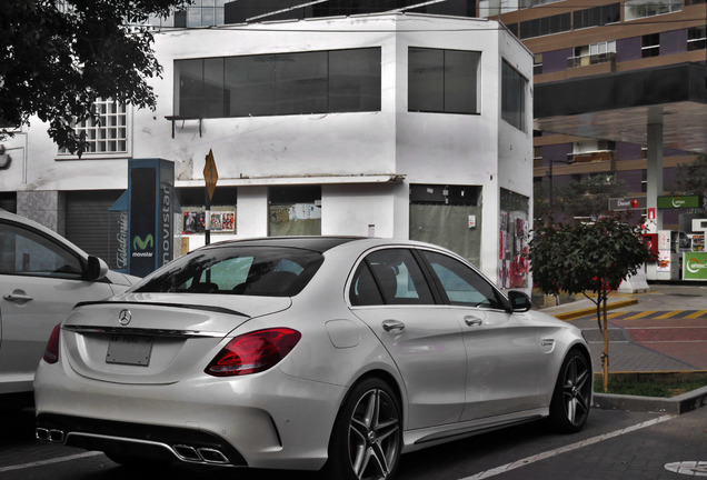 Mercedes-AMG C 63 S W205