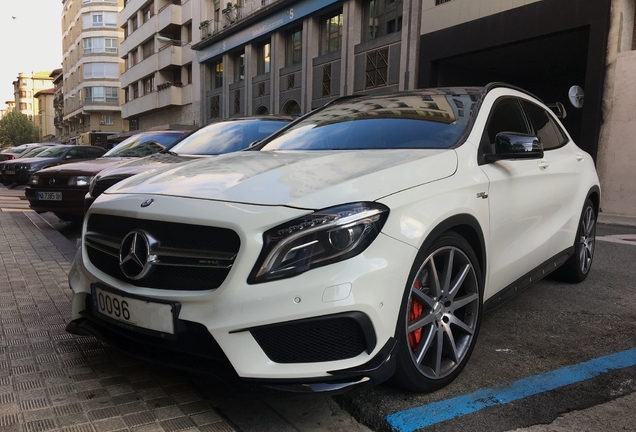 Mercedes-AMG GLA 45 X156