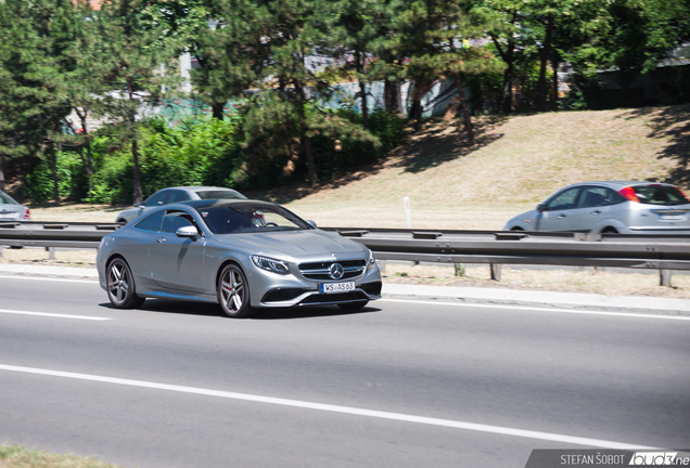 Mercedes-Benz S 63 AMG Coupé C217