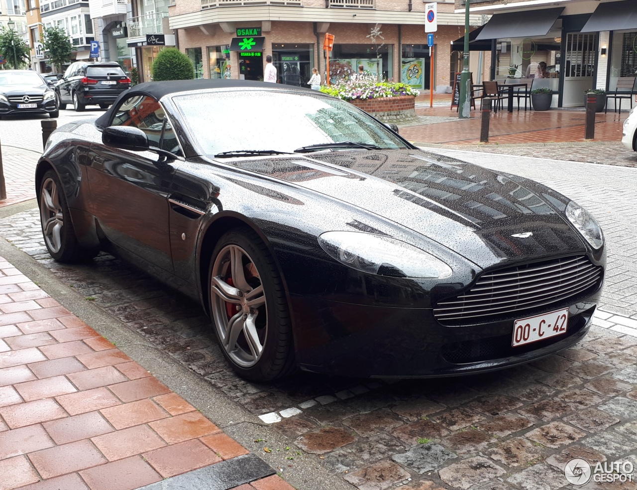 Aston Martin V8 Vantage Roadster