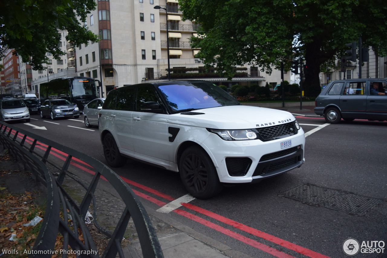 Land Rover Range Rover Sport SVR