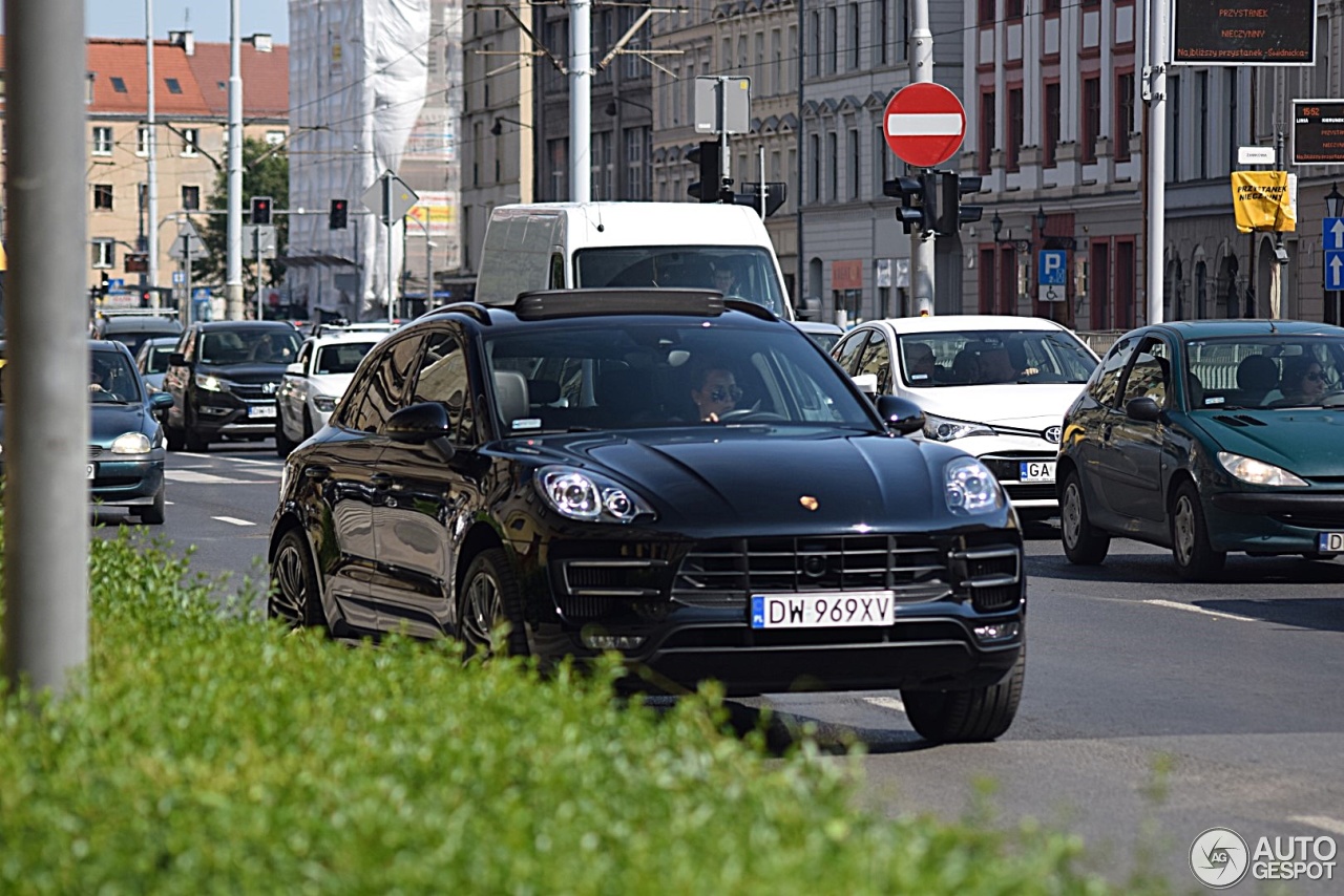 Porsche 95B Macan Turbo