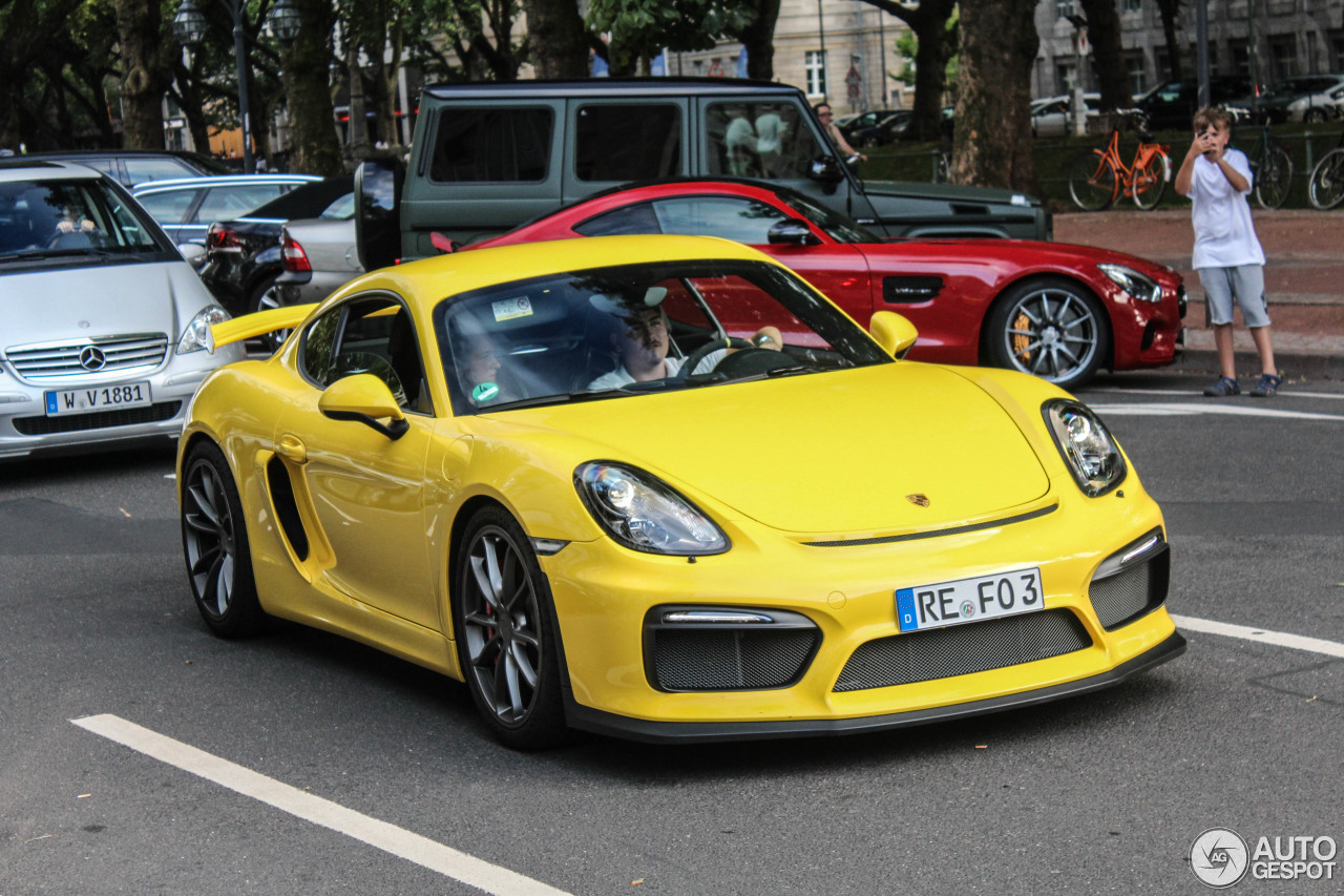 Porsche 981 Cayman GT4