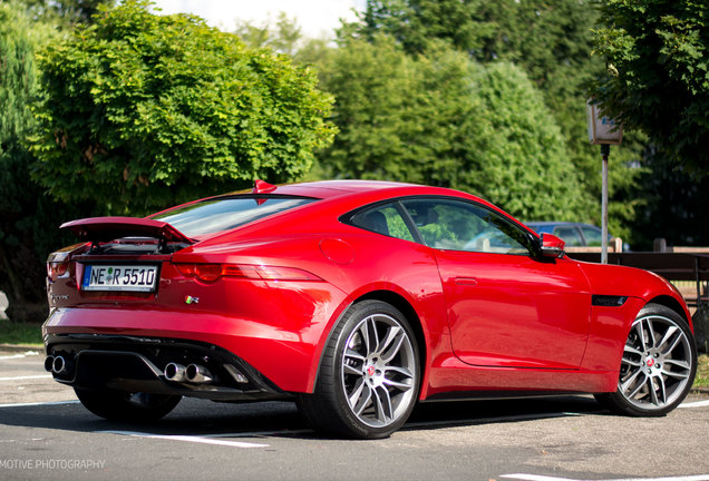 Jaguar F-TYPE R Coupé