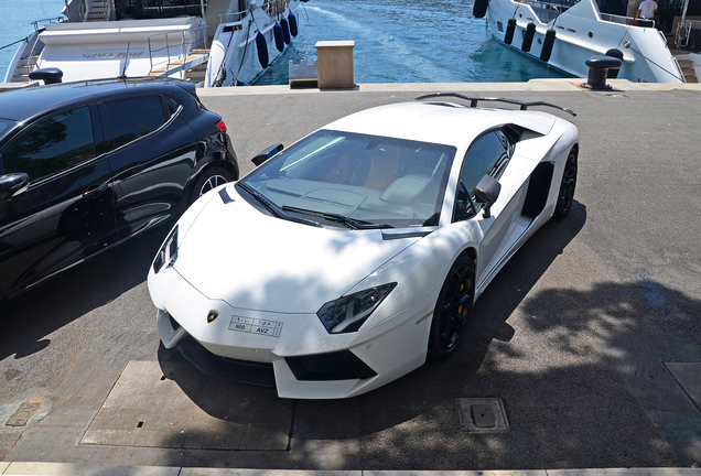 Lamborghini Aventador LP700-4