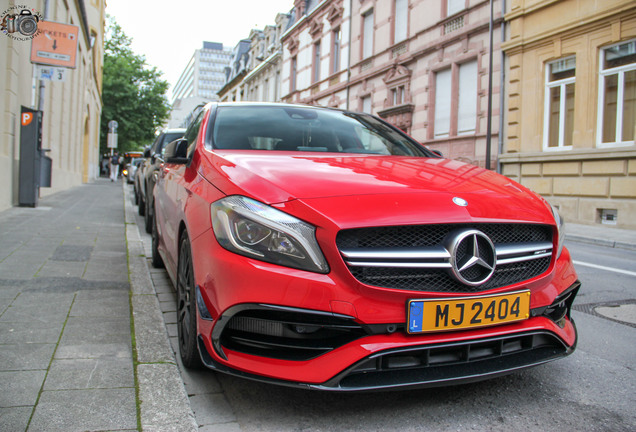 Mercedes-AMG A 45 W176 2015