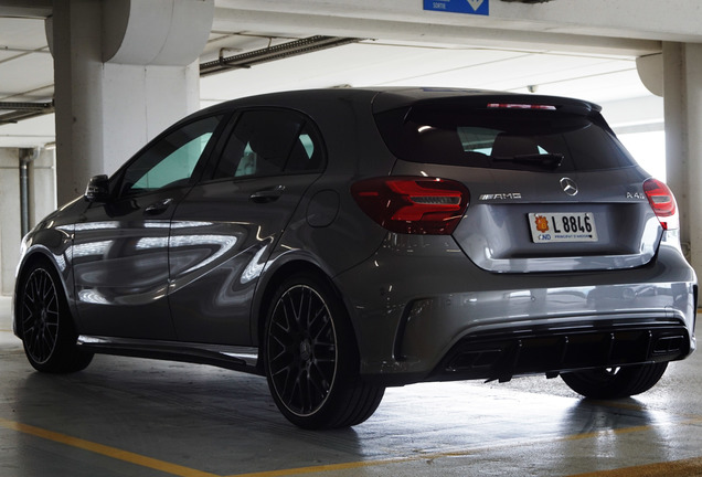 Mercedes-AMG A 45 W176 2015