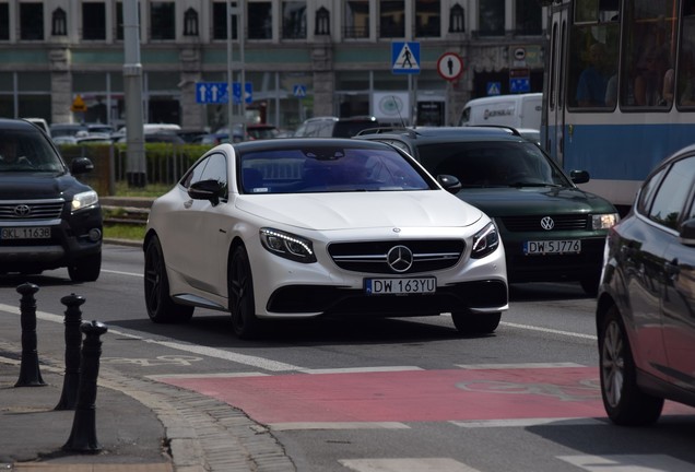 Mercedes-Benz S 63 AMG Coupé C217