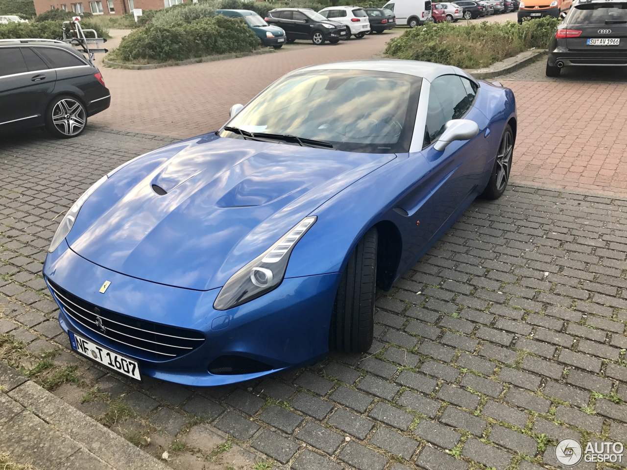 Ferrari California T