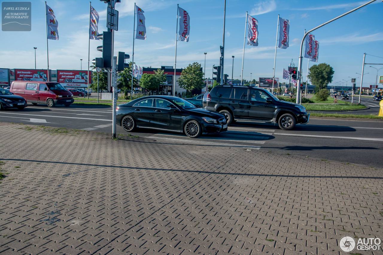 Mercedes-Benz CLA 45 AMG C117