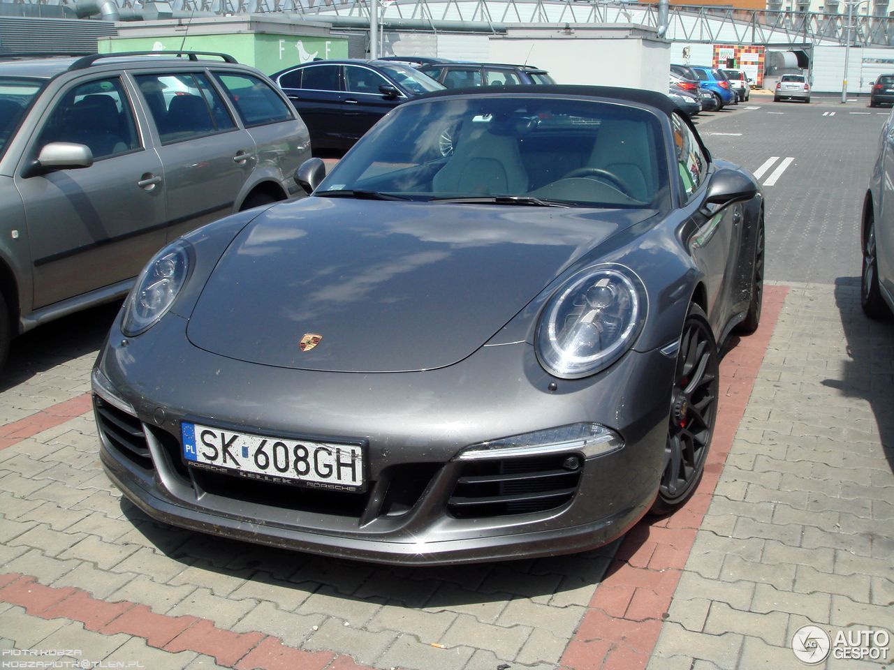 Porsche 991 Carrera 4 GTS Cabriolet MkI