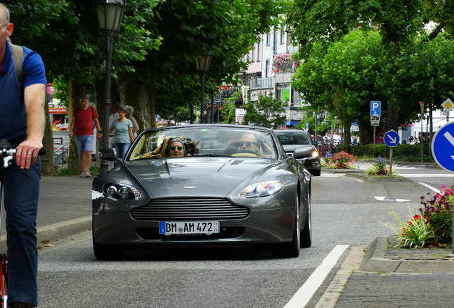 Aston Martin V8 Vantage Roadster