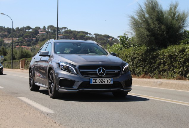 Mercedes-AMG GLA 45 X156