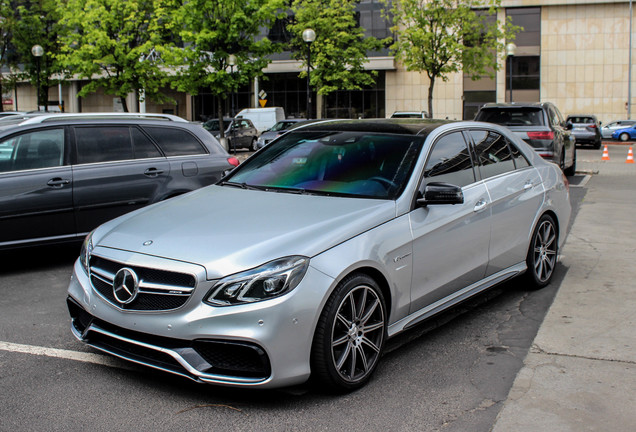 Mercedes-Benz E 63 AMG S W212