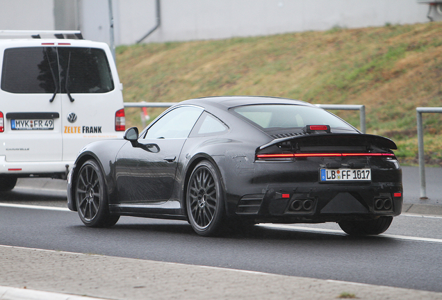 Porsche 992 Carrera