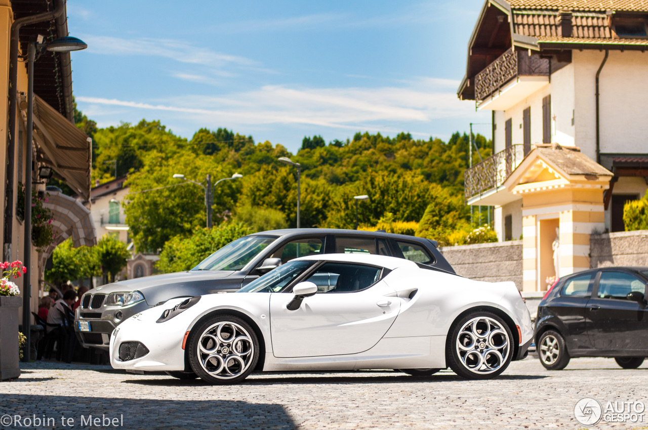 Alfa Romeo 4C Coupé