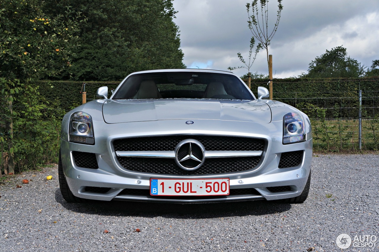 Mercedes-Benz SLS AMG Roadster