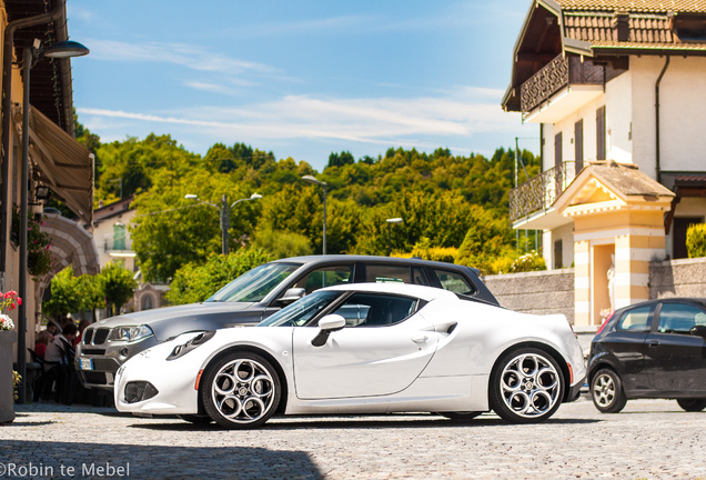 Alfa Romeo 4C Coupé