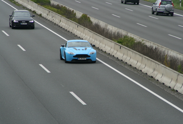 Aston Martin V12 Vantage S