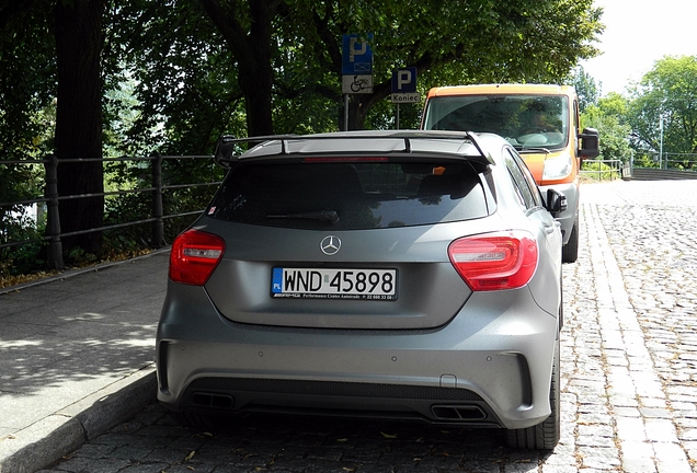 Mercedes-Benz A 45 AMG