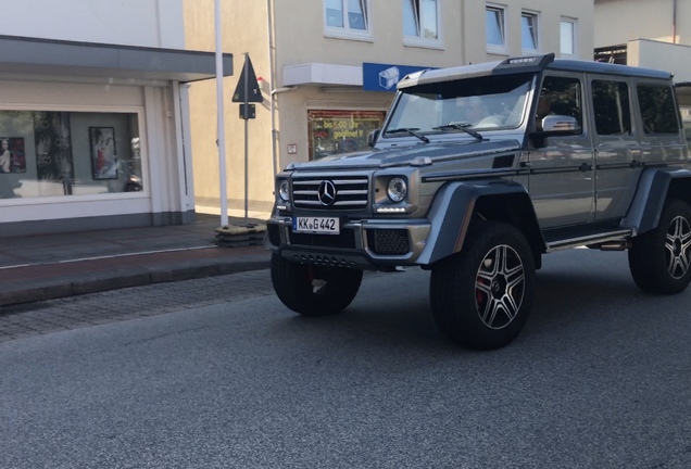 Mercedes-Benz G 500 4X4²