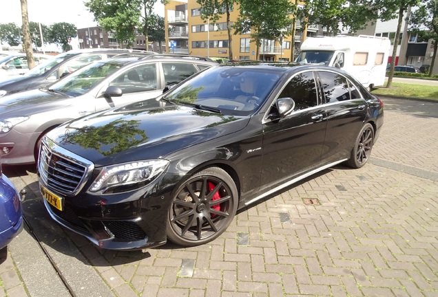 Mercedes-Benz S 63 AMG V222