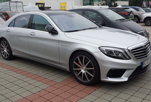 Mercedes-Benz S 63 AMG V222