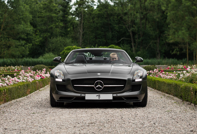 Mercedes-Benz SLS AMG GT Roadster Final Edition