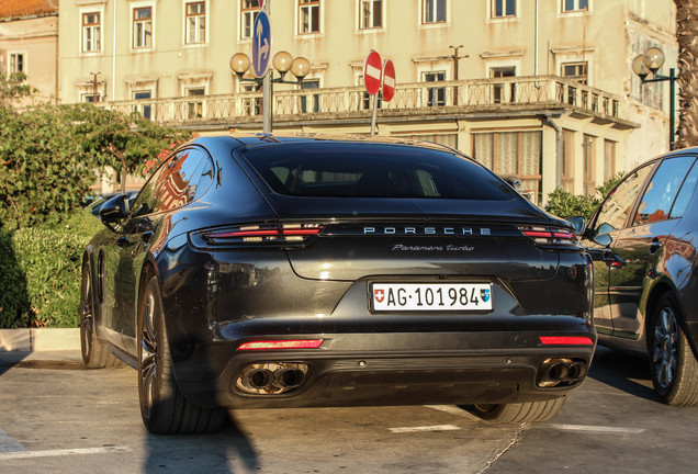 Porsche 971 Panamera Turbo