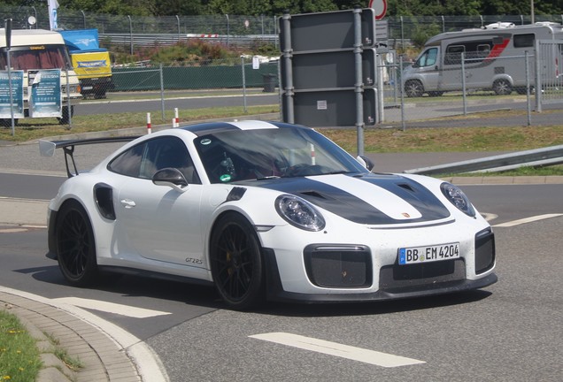 Porsche 991 GT2 RS Weissach Package