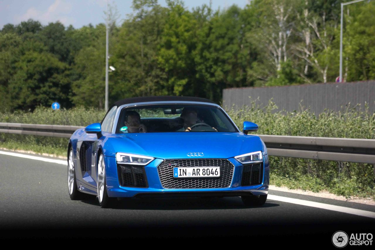 Audi R8 V10 Spyder 2016