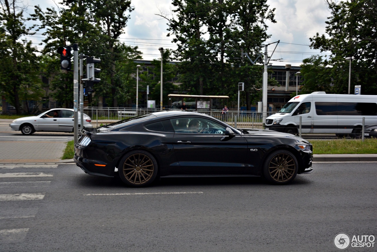 Ford Mustang GT 2015