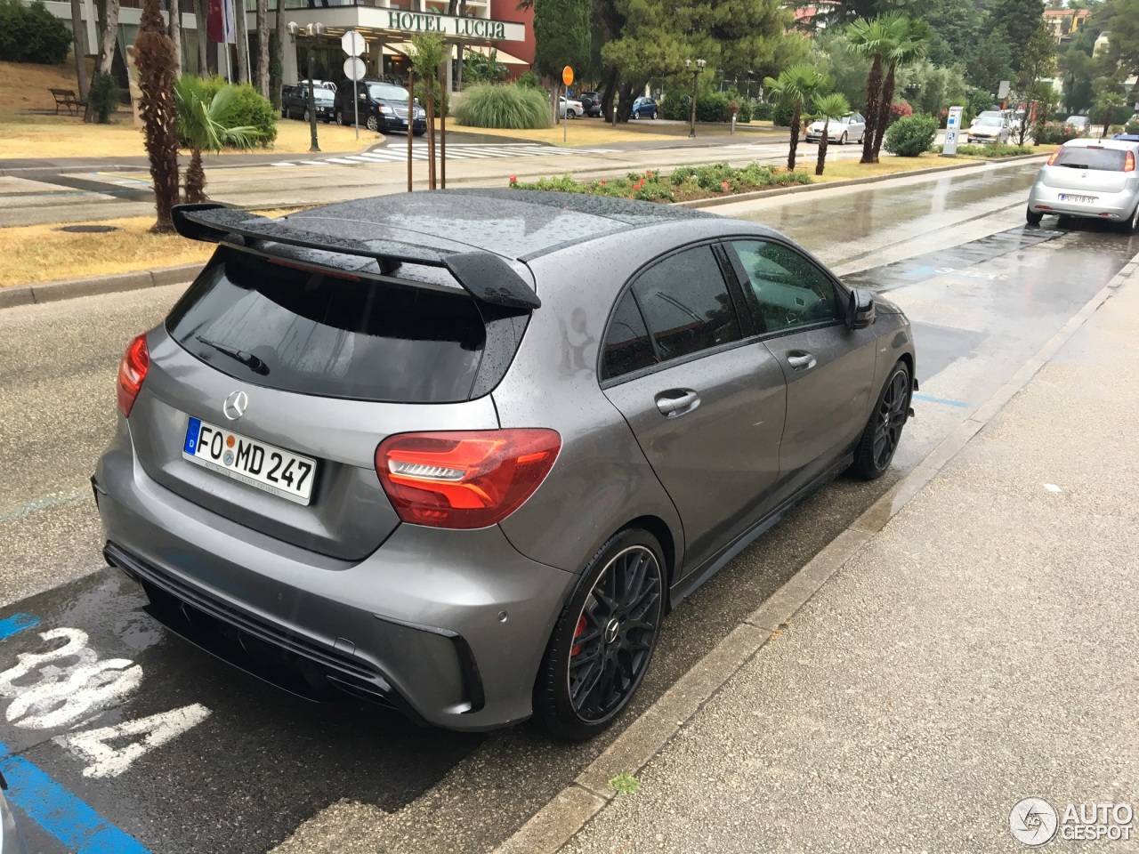 Mercedes-AMG A 45 W176 2015