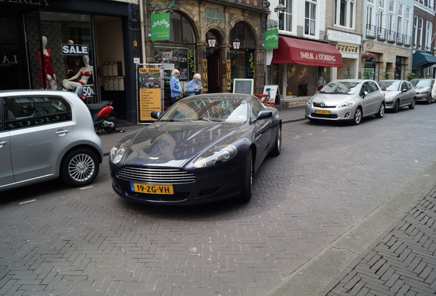 Aston Martin DB9