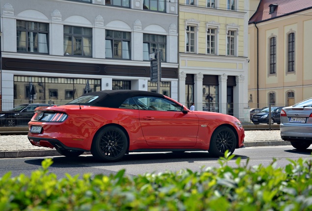 Ford Mustang GT Convertible 2015