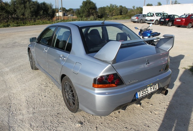 Mitsubishi Lancer Evolution IX