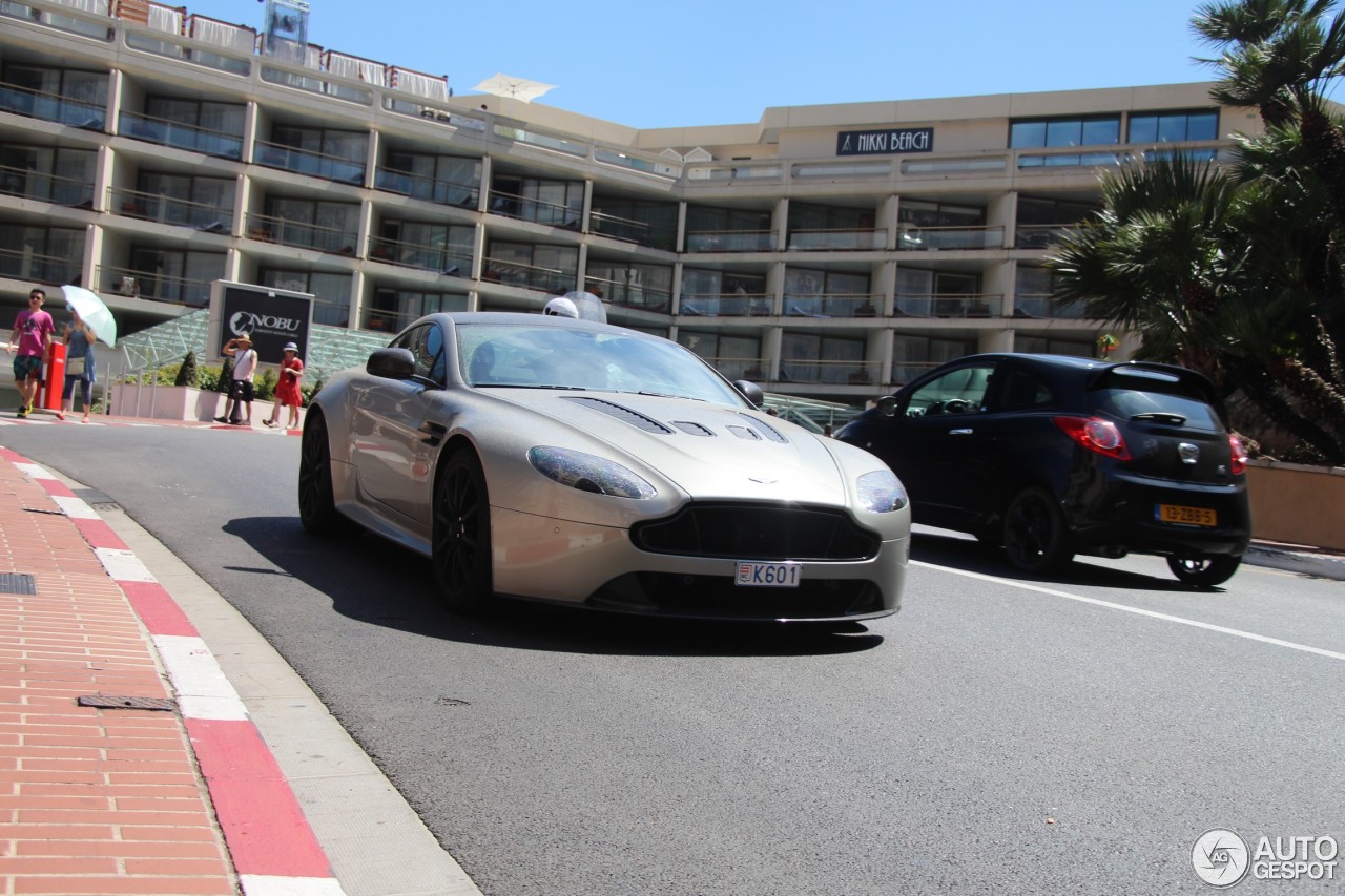 Aston Martin V12 Vantage S