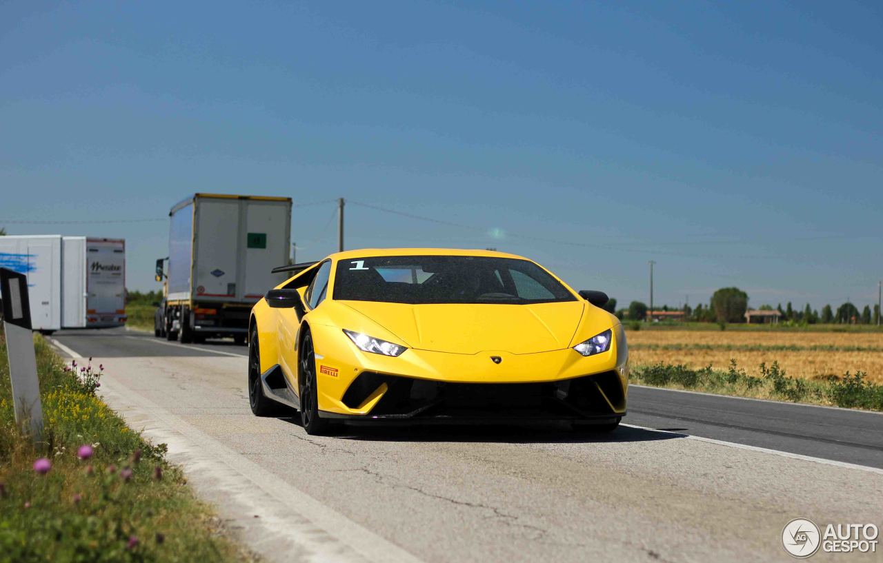 Lamborghini Huracán LP640-4 Performante