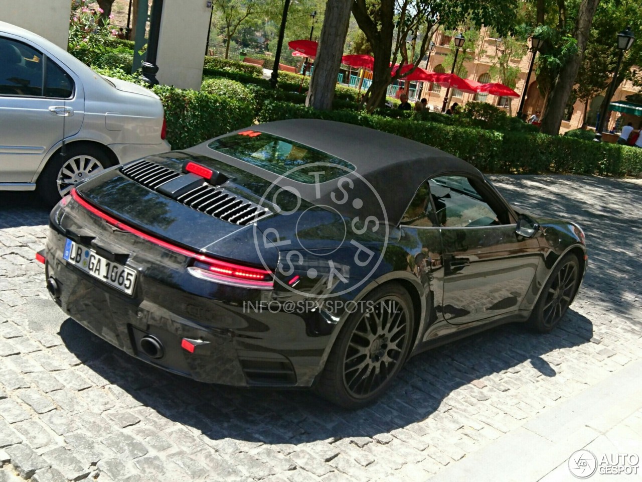 Porsche 992 Carrera 4S Cabriolet