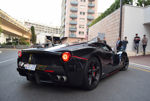 Ferrari LaFerrari Aperta