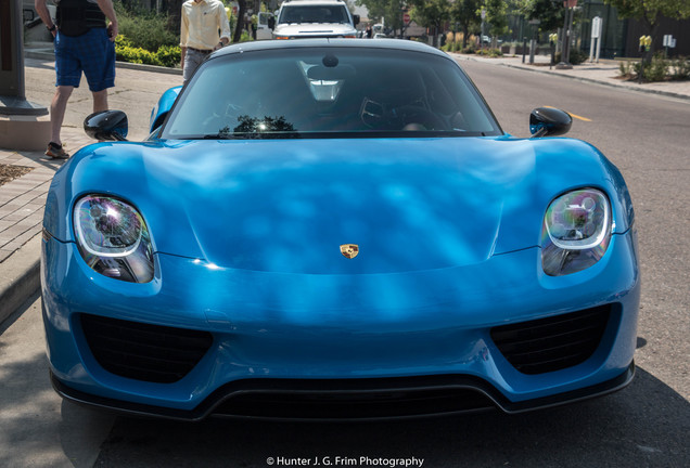 Porsche 918 Spyder Weissach Package