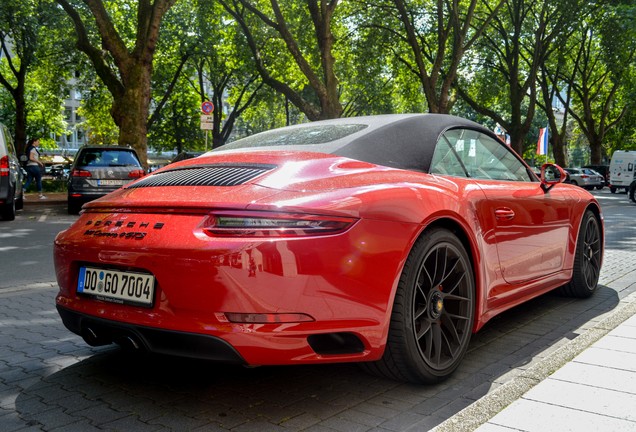 Porsche 991 Carrera 4 GTS Cabriolet MkII